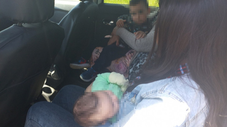 В Твери оштрафовали 24 водителя, перевозивших детей без спецкресла - новости ТИА