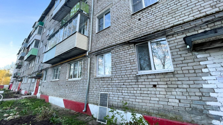В поселке в Тверской области 5-летний мальчик выпал из окна третьего этажа - новости ТИА