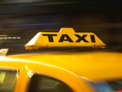 В России прогнозируют подорожании услуг такси на 50% - новости ТИА