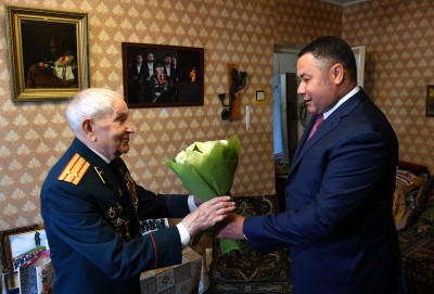 Игорь Руденя вручил ордена Почёта ветеранам Великой Отечественной войны - новости ТИА